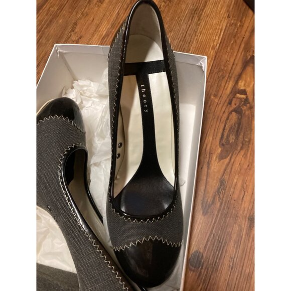 Theory Women's Black & Grey Heels Size 40 New In Box - Picture 2 of 8